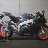 Aprilia RSV4 RR 1000 2021