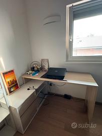 Scrivania DEGHI- 139x92 legno naturale e bianco