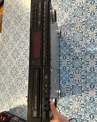 Luxman D-117 CD Player Vintage – Made in Japan