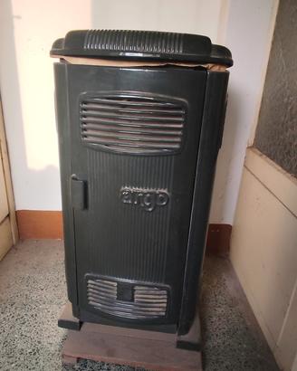 Stufa vintage ARGO in ghisa