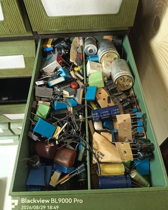componenti elettronici 