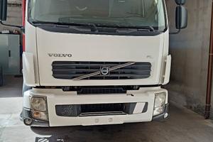 VOLVO FL 240