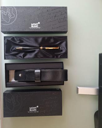 penna montblanc con astuccio