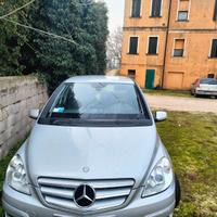 Mercedes classe b per pezzi di ricambio