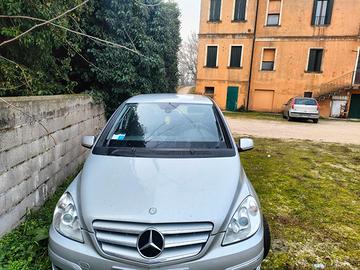 Mercedes classe b per pezzi di ricambio