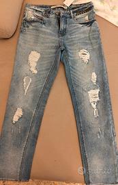 NUOVI Jeans ZARA gamba dritta con strappi 