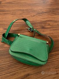 Borsa verde da indossare in vita