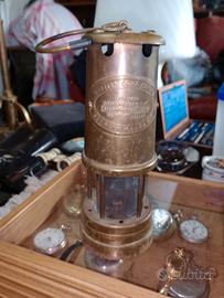 lampada da minatore del Galles 