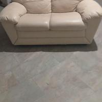 Divano in vera pelle