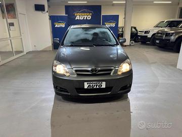 TOYOTA Corolla 2.0 16V D-4D 5 porte Sol ESP