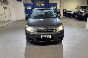 TOYOTA Corolla 2.0 16V D-4D 5 porte Sol ESP