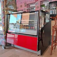 Vetrina per pasticceria Isa