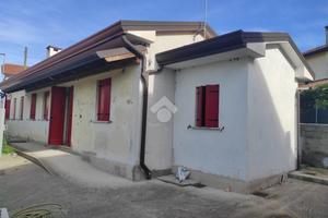 VILLA SINGOLA A CONA