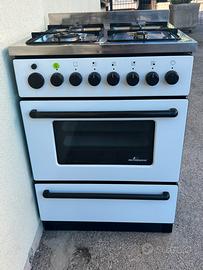 Fornello a gas con forno Demanincor