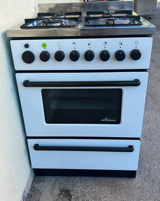 Fornello a gas con forno Demanincor