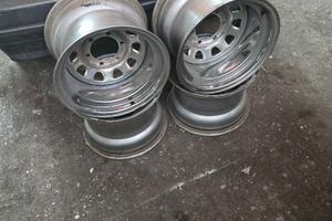 Cerchi in acciaio canale 10 R15 6x139.7