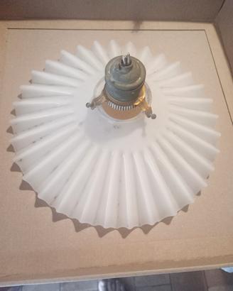 lampada in vetro vintage 