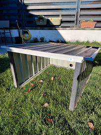 Garage per robot tosaerba 