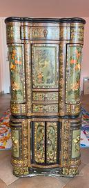 Mobiletto antico cinese