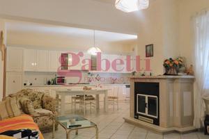 Villa o villino Venafro [VF TTMC235-105VRG]