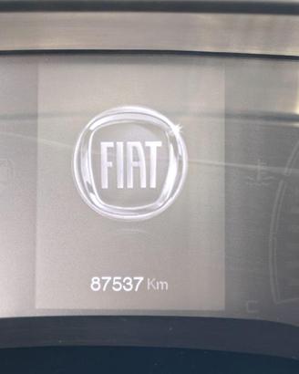 Auto Fiat Tipo