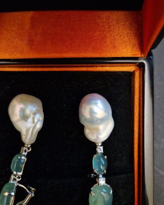 Orecchini in oro con perle barocche e diamanti