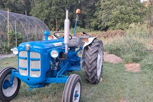 Fordson dexta 1964