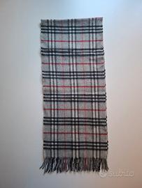 sciarpa Burberry London cachemire grigia tartan