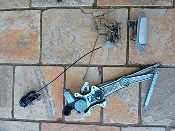 Alzacristalli toyota yaris 1999-2005