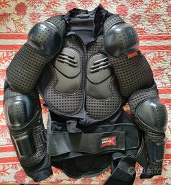 PETTORINA MOTO PROTEZIONE TOTALE