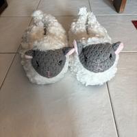Pantofole morbide con pecorelle