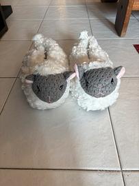 Pantofole morbide con pecorelle