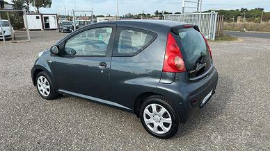 Peugeot 107 1.0 68CV 5p. Sweet Years