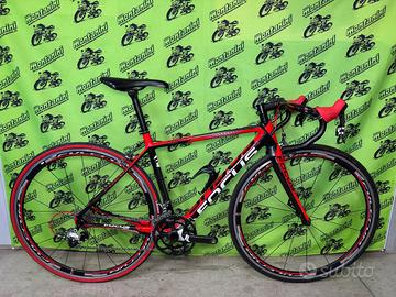 BICI STRADA FOCUS CAYO EVO FORCE USATA