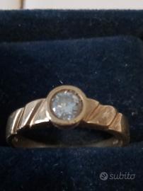 Anello Oro giallo con brillante