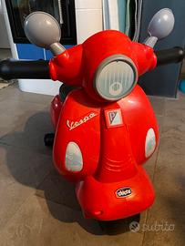 Vespa rossa chicco