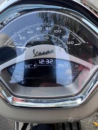 vespa 300gts