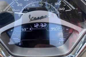 vespa 300gts
