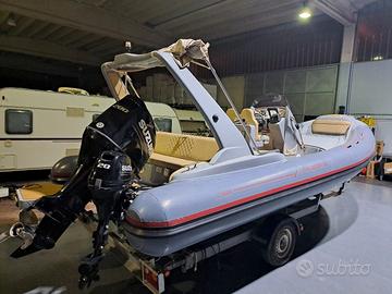 Gommone Mik700 + Suzuki 200 + Suzuki 20 + Carrello