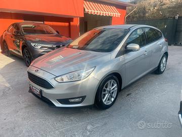 Ford focus 1.5 tdci 95 cv business full