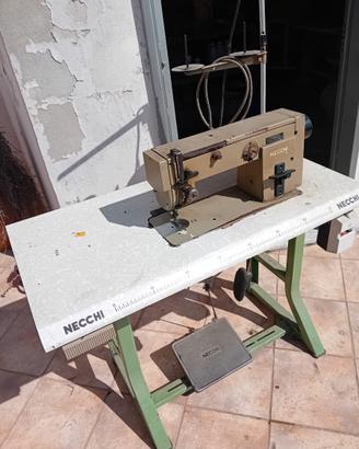 macchina per cucire industriale necchi