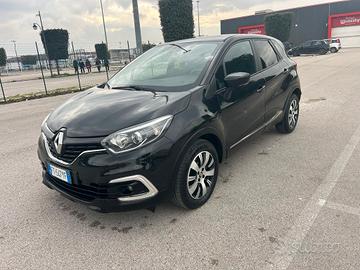 Renault Captur 1.5 dci 90cv restyling Total black 