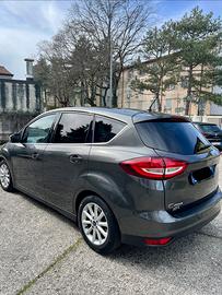 Ford C-max titanium
