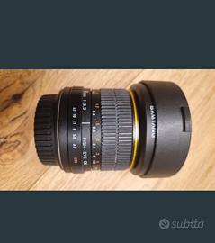 Obiettivo grandangolare samyang