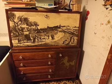 Ribaltina con  piano in rilevo con  raffigurazion 