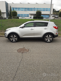 Kia Sprtage 1700 crdi class 2011