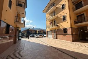 ATTIVITA' COMMERCIALE Mercato San Severino (SA)