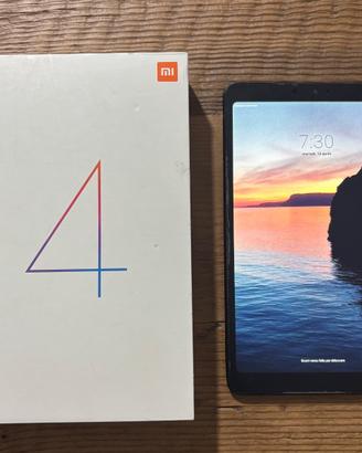 Tablet Xiaomi Mi Pad 4 LTE 4GB/64GB – WiFi LTE