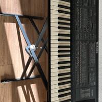 Tastiera synth Technics