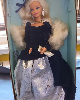 Barbie Winter Velvet (1995) Avon NRFB